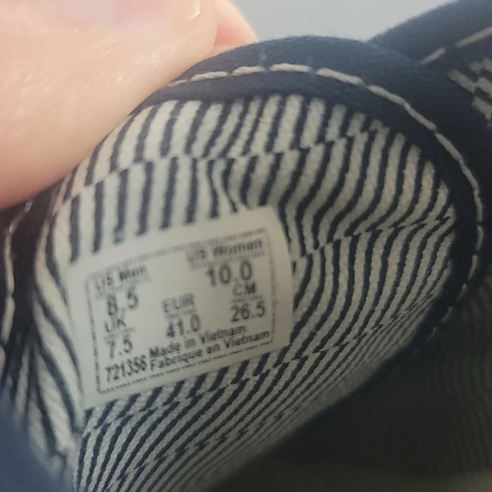 Vans sneakers size 10 excellent condition - Picture 10 of 10